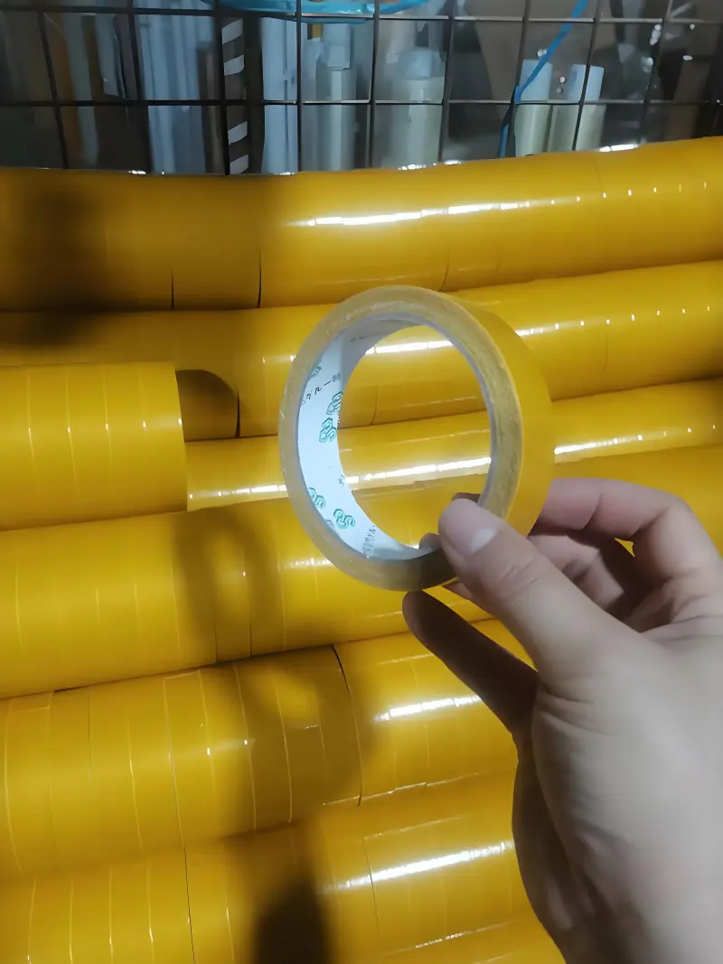 Rodzaje przezroczystych taśm dwustronnych